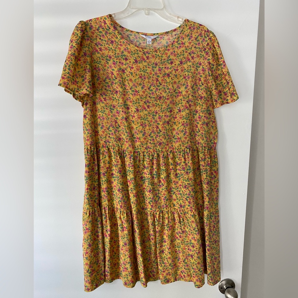 Yellow flowered spring mini dress!